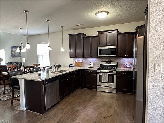 5th image of 508 Cristfield Rd