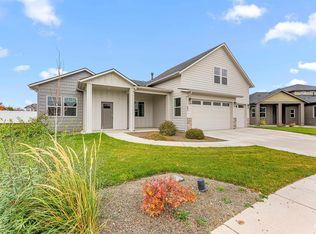 83 S Daybreak Ave, Nampa, ID 83687