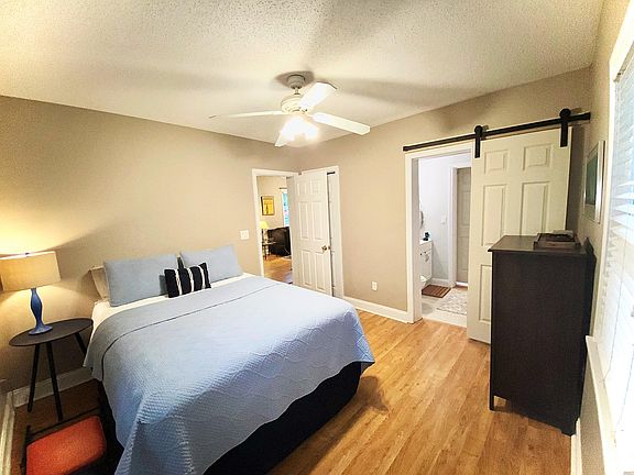 5th image of 5014 Baylor Ave