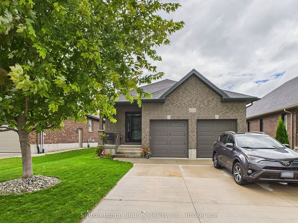 1st image of 404 Devonshire Rd