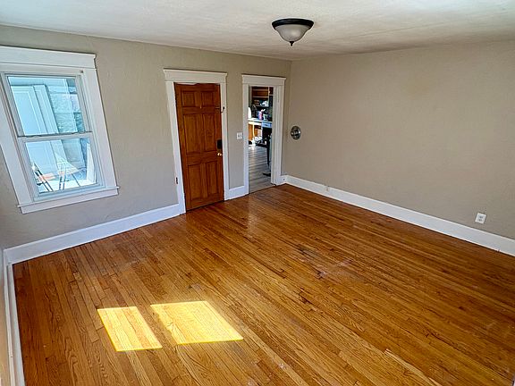 2nd image of 5 Daniels St #2