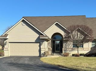 2387 Crossings Cir, Davison, MI 48423