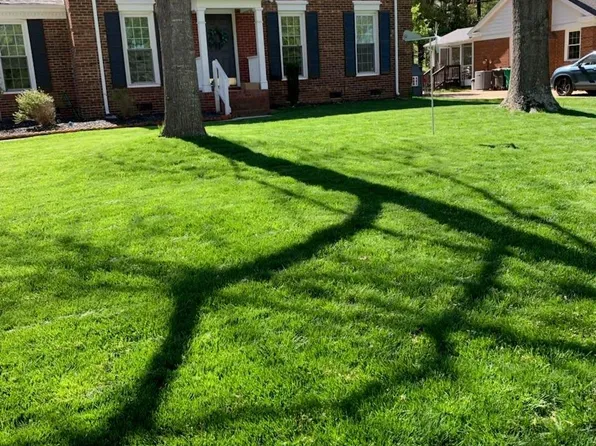 9918 Ridgemore Dr, Charlotte, NC 28277