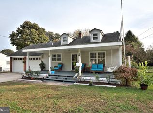 1505 Woodside Dr, Woodbridge, VA 22191