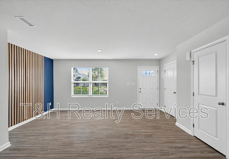 40 N Fairfield Dr — Photo 9