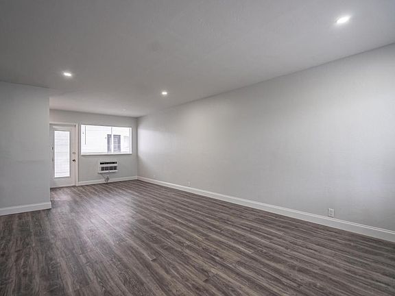 5th image of 6871 Abbott Ave Unit 2-6871-2