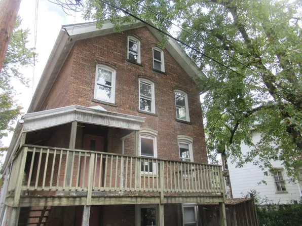 60 GILL, Kingston, NY 12401