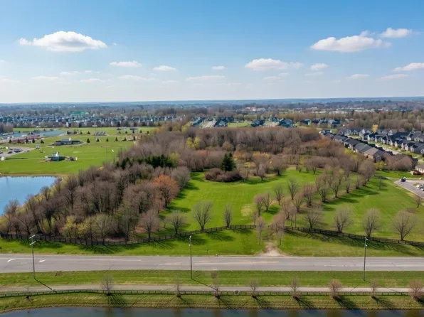 15055 Gray Rd, Noblesville, IN 46062