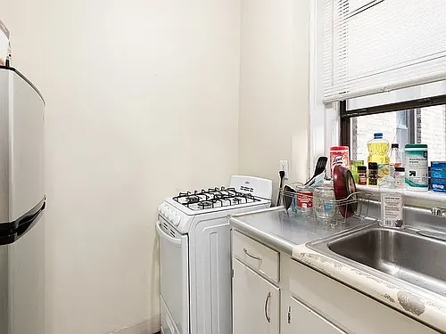 15 Park Dr Photo 1