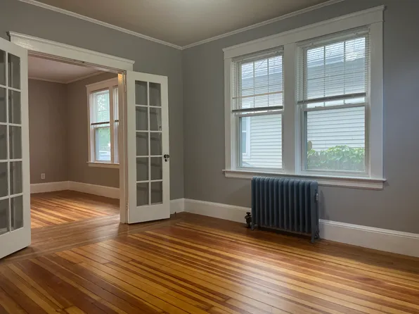 45 Radcliffe Ave, Providence, RI 02908