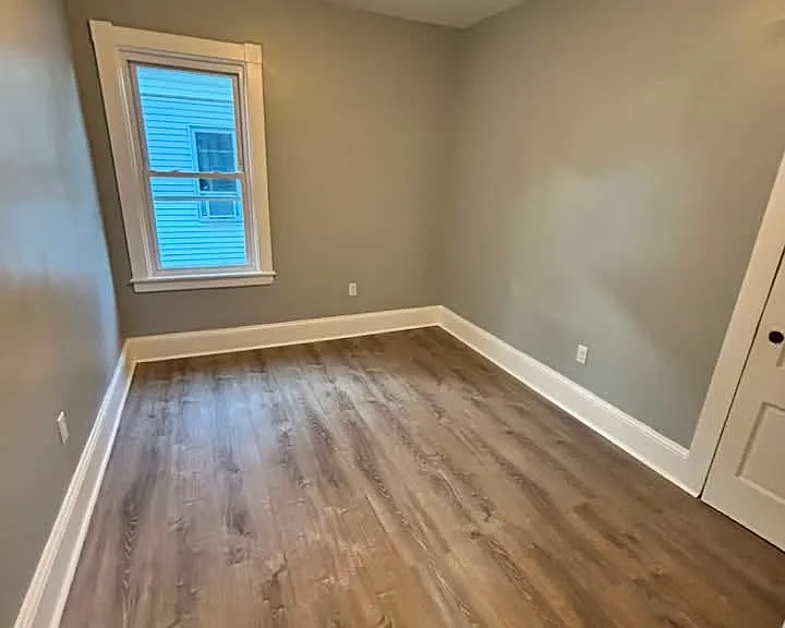 1461 Pleasant St #2 — Photo 3