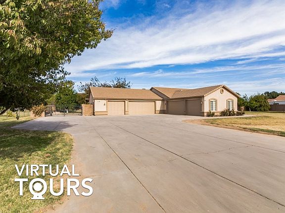 2nd image of 2552 E Magnolia Dr