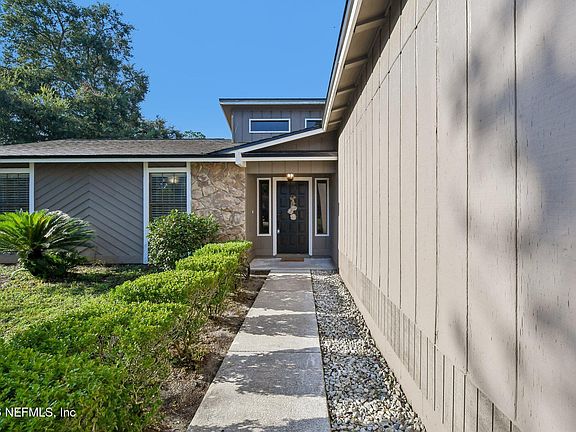 3rd image of 4446 TYNE Court