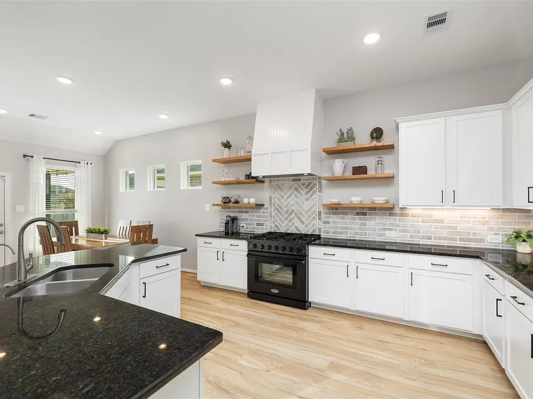 1259 Tilia Creek Ln — Photo 6