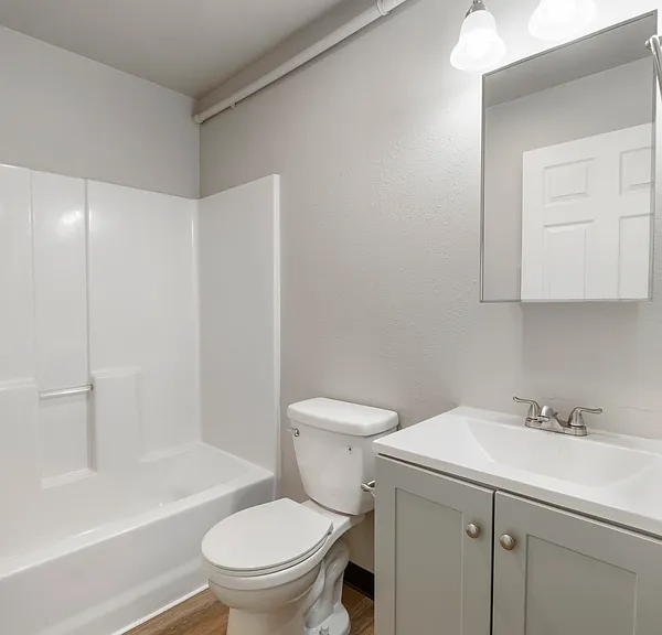 Garfield Street Apartments — Photo 11