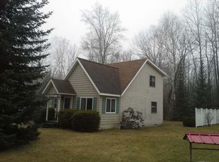 5101 Lakewood Dr, Harrison, MI 48625