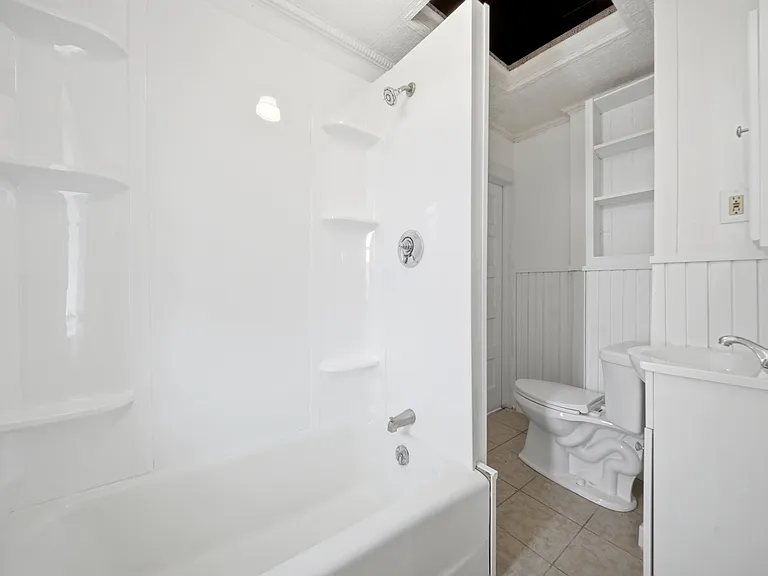 63 Lincoln Ave #2 — Photo 9