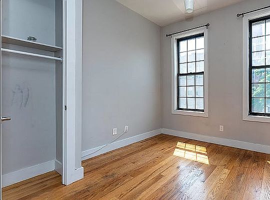 1st image of 69 Jefferson Ave APT 3