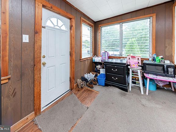 5th image of 348 S East Ave