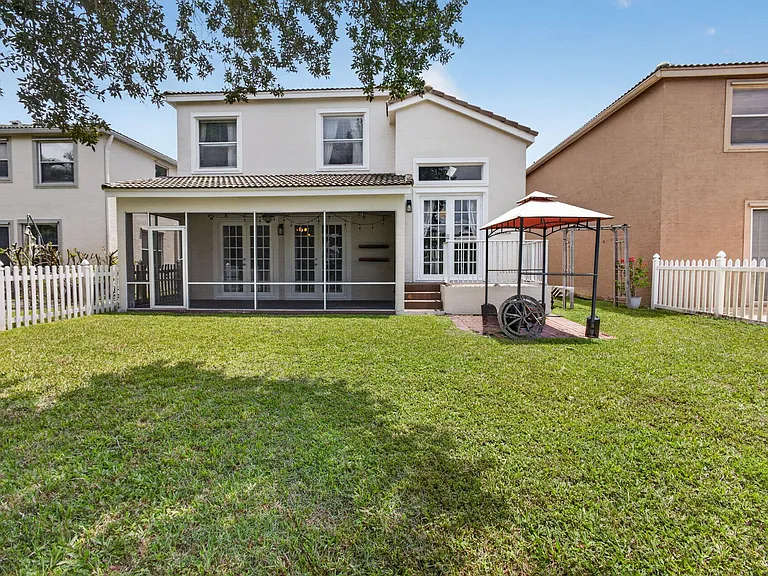 1204 Oakwater Dr — Photo 59