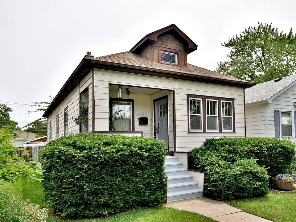1st image of 1328 Elgin Ave