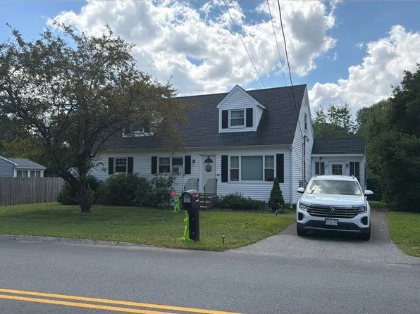 55 Old Groveland Rd, Haverhill, MA 01835