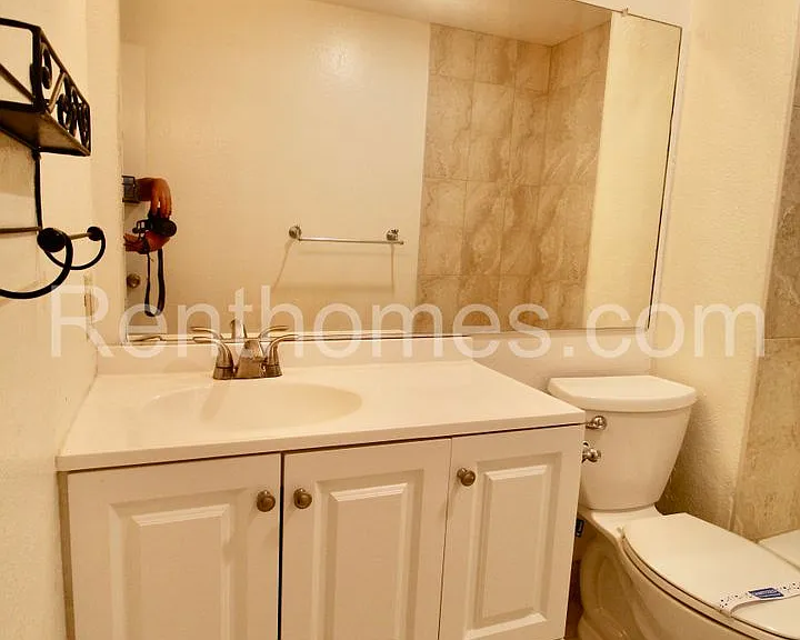 7958 Mission Center Ct #E — Photo 13