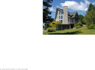 5 Ledgewood Ln, Owls Head, ME 04854