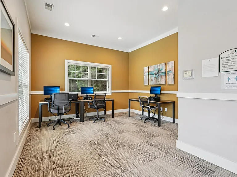 Leyland Pointe — Photo 10