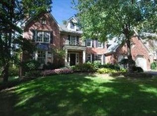1350 Champion Forest Ct, Wheaton, IL
