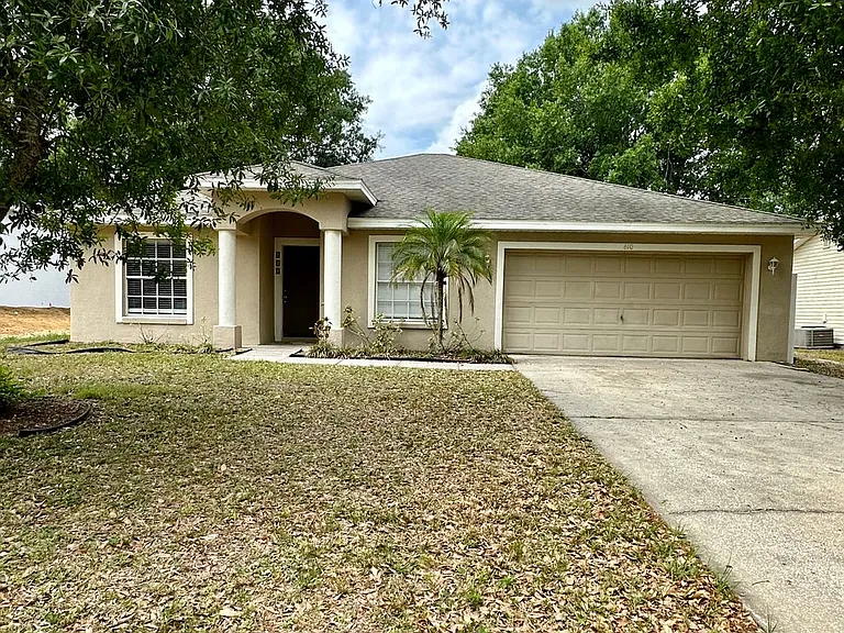 610 Muskrat Dr — Photo 2