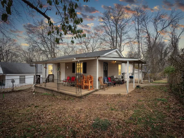 715 Williams Ln, Clarksville, TN 37040