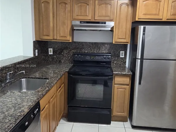 1170 NW 80th Ave #203, Pompano Beach, FL 33063