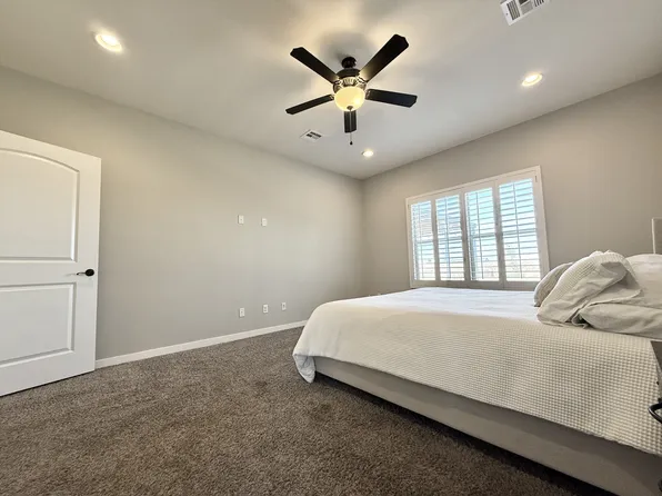 7467 Smugglers Gulch Ct, El Paso, TX 79911