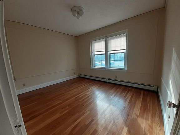 4th image of 490 Angell St APT 104B