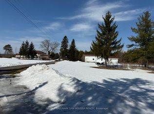 970 Cameron St, Ottawa, ON K4C 1C6