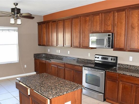 5th image of 11317 Callaway Dr