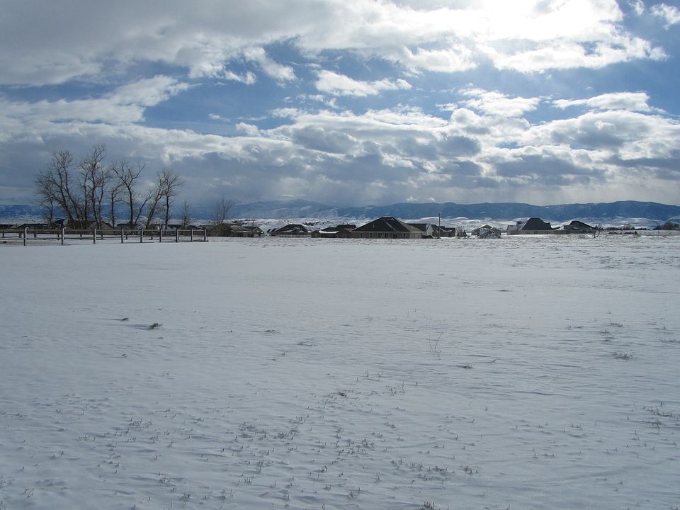 2nd image of 2266 Pheasant Draw Rd