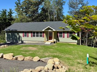 90 Secret Lake Rd, Athol, MA 01331