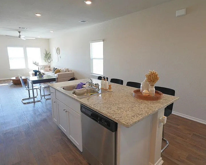 6611 Copper King St — Photo 21