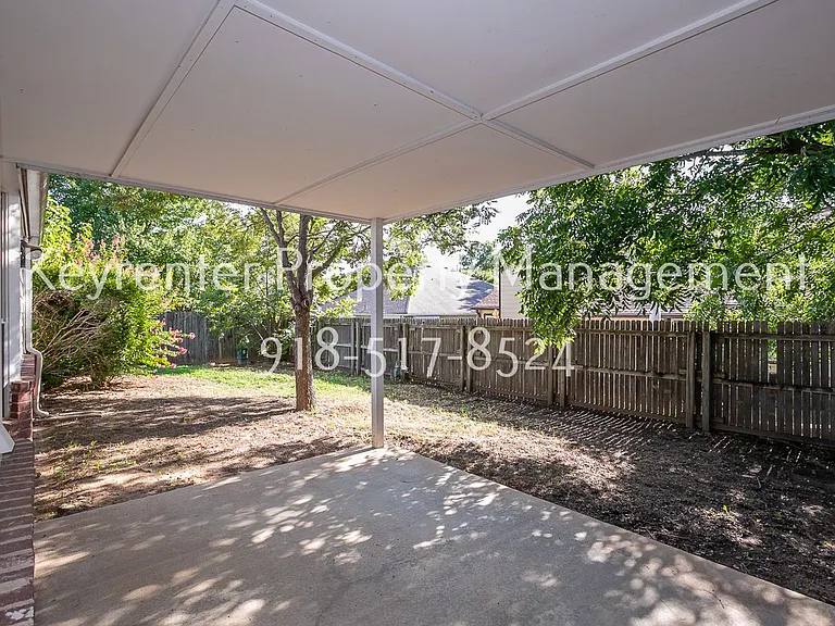 9638 S 90th East Ave — Photo 37