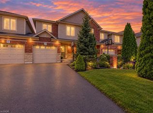 69 Sumner Cres, Grimsby, ON L3M 5E3