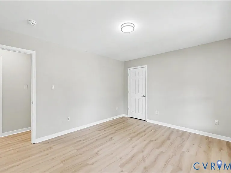 10017 Chartwood Ct — Photo 15