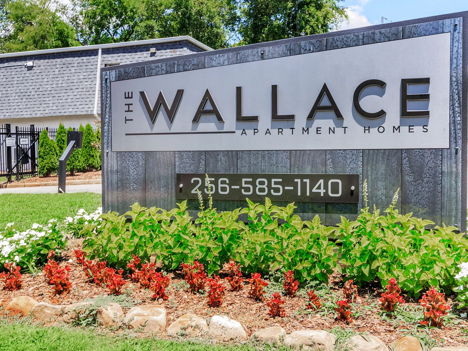 The Wallace Apartments — Photo 3