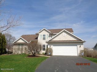 452 Symphony Cir, Saint Joseph, MI 49085
