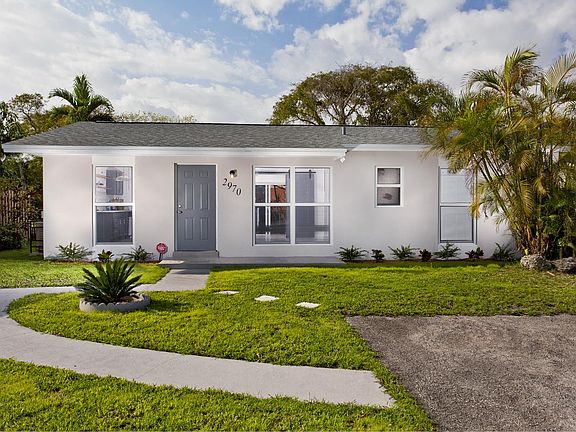 2nd image of 2970 NW 192nd St