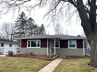 2323 Minerva St, Oshkosh, WI 54901