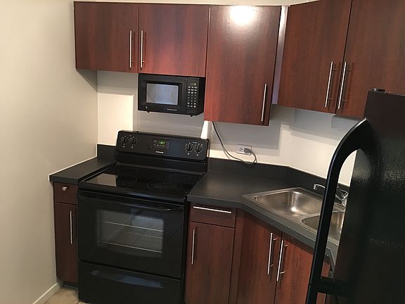 4th image of 1122 Lasalle St #233