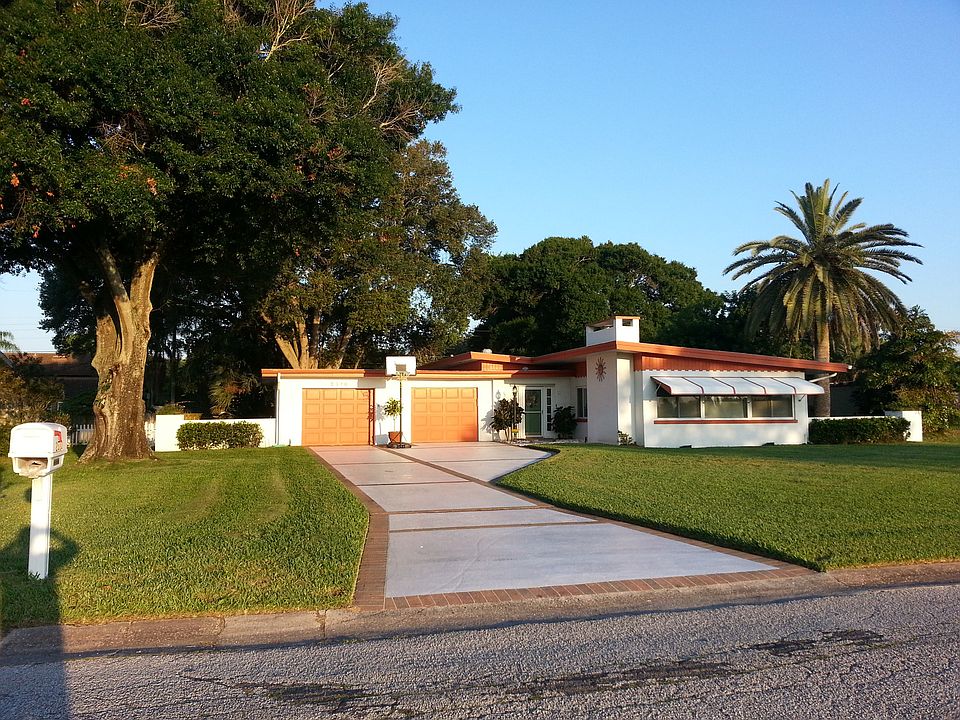 1st image of 2310 Scenic Dr