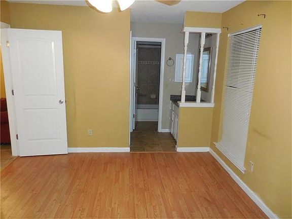 3rd image of 10616 Mellow Mdws APT 44C